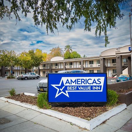 Americas Best Value Inn - Chico Extérieur photo