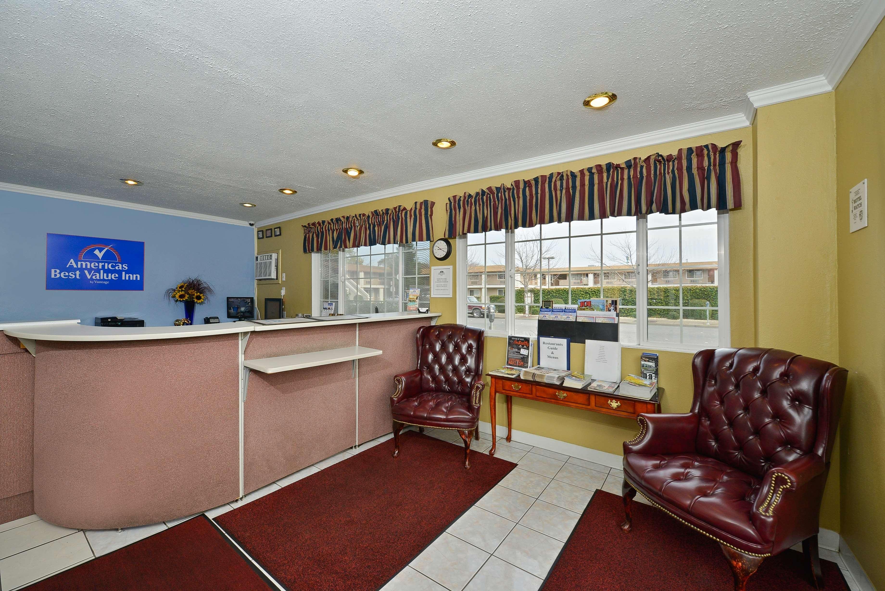 Americas Best Value Inn - Chico Extérieur photo