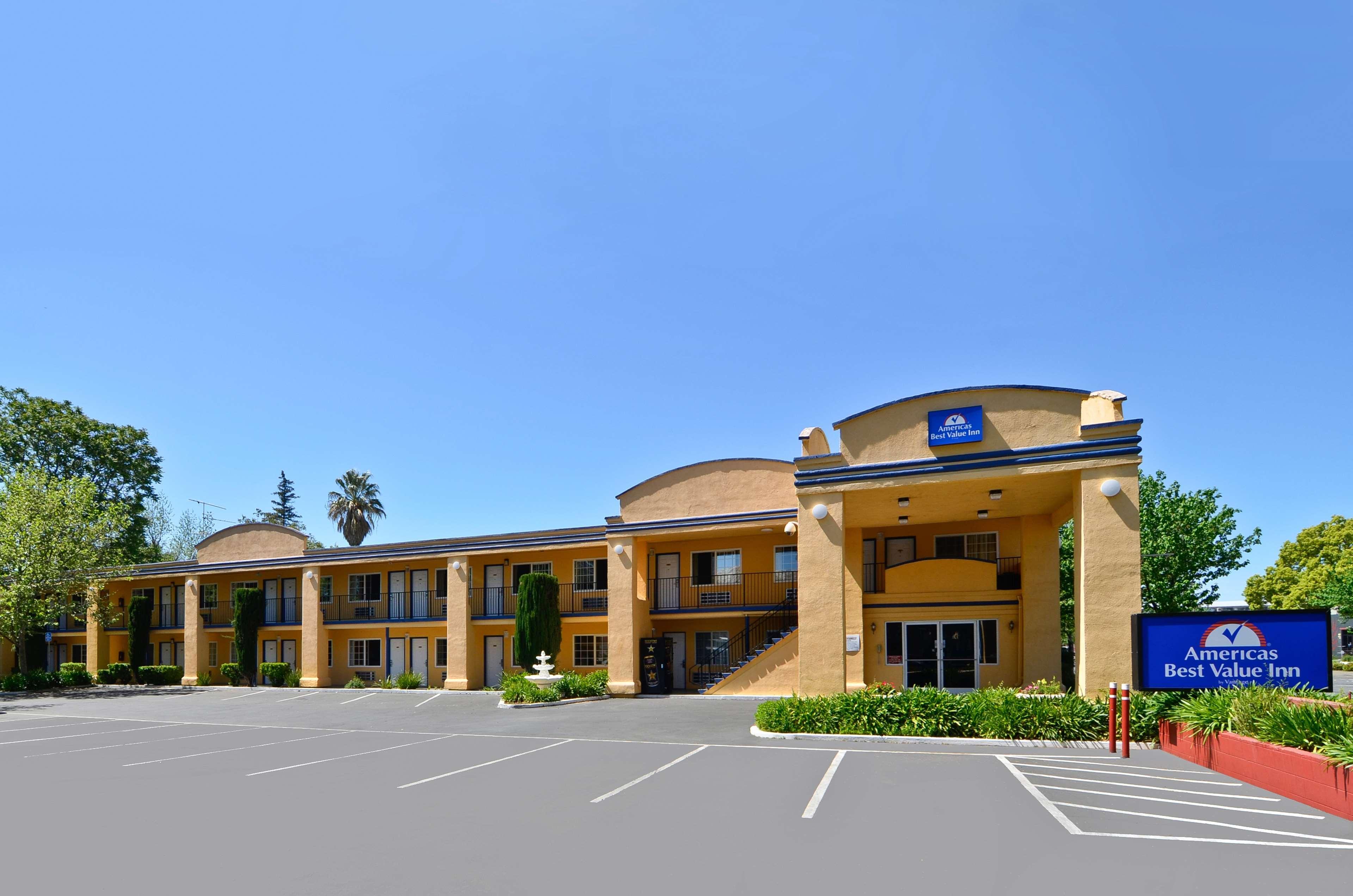 Americas Best Value Inn - Chico Extérieur photo