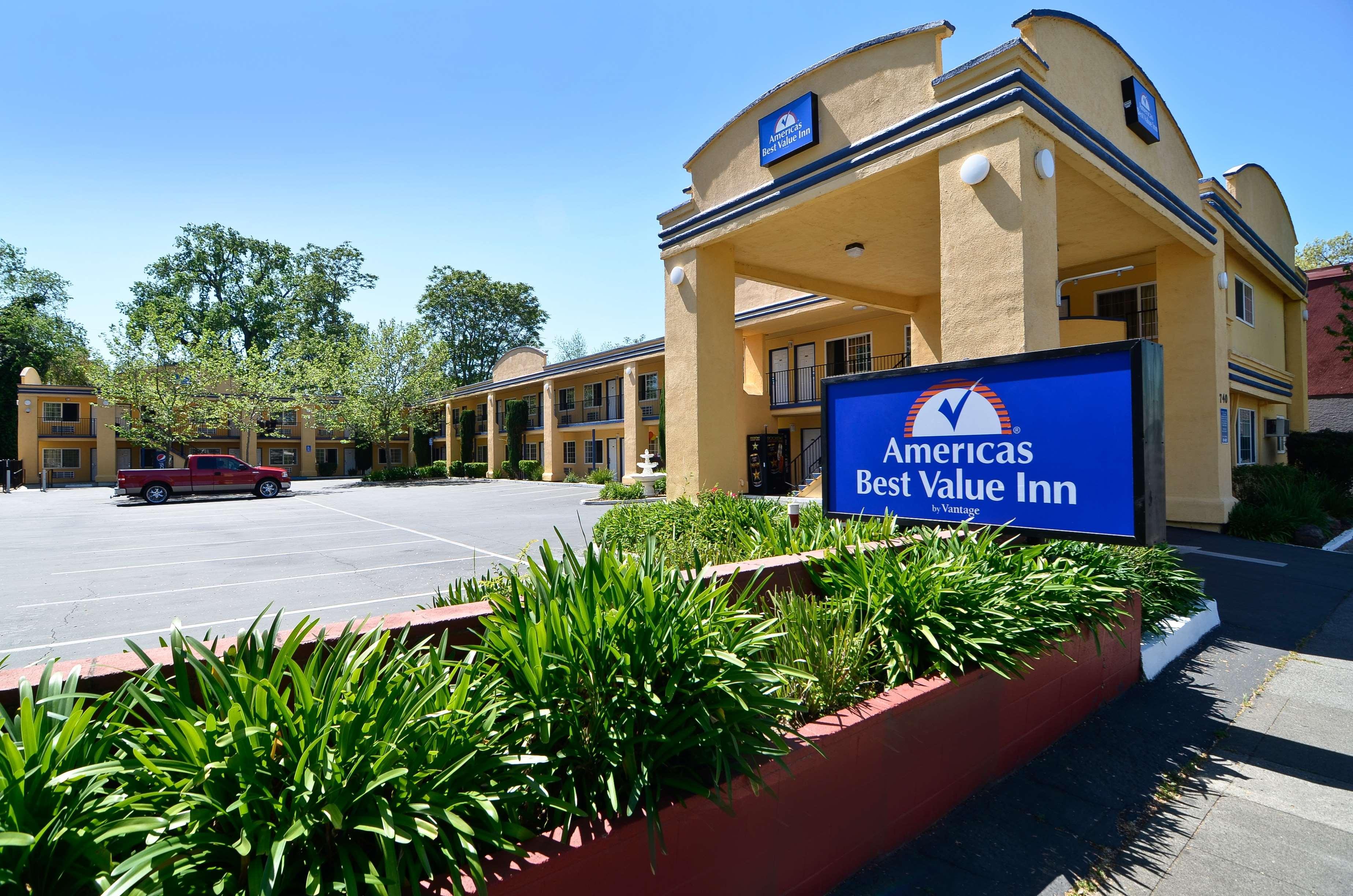 Americas Best Value Inn - Chico Extérieur photo