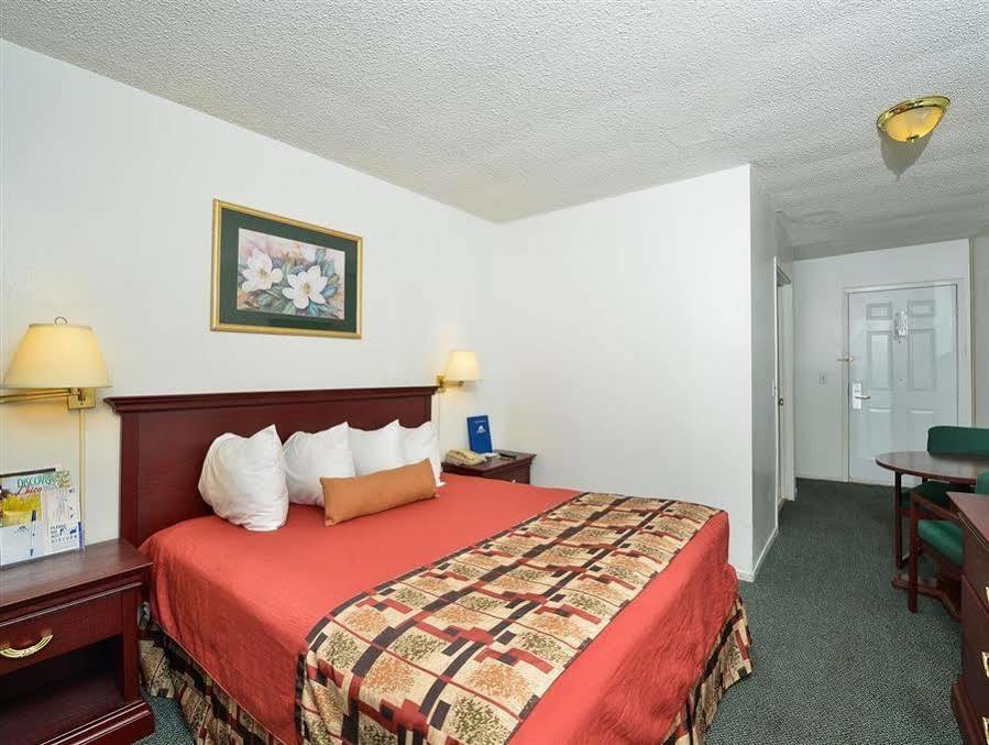 Americas Best Value Inn - Chico Extérieur photo